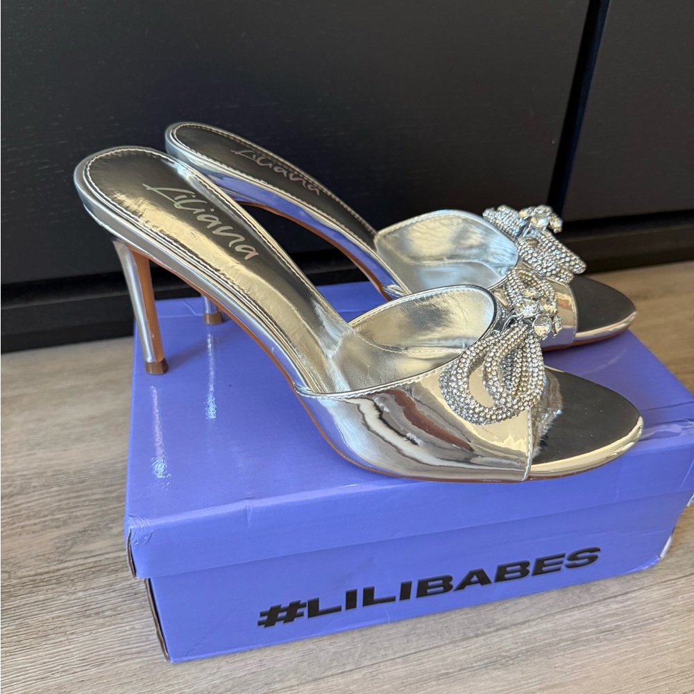 NWT Liliana Los Angeles: Zaha-4 in Silver - Picture 2 of 10